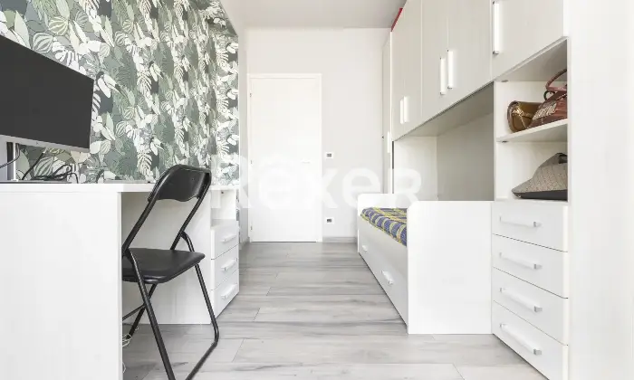 Rexer-Torino-Quadrilocale-al-e-ultimo-piano-con-ampio-terrazzo-panoramico-Ottime-condizioni-Via-Francesco-Cigna-Torino-Altro