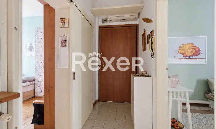 Rexer-Padova-Appartamento-con-giardino-in-zona-Palestro-Ingresso