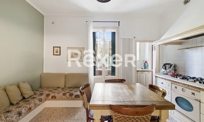 Rexer-Padova-Appartamento-con-giardino-in-zona-Palestro-Cucina