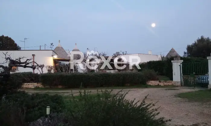Rexer-Martina-Franca-Caratteristico-trullo-abitabile-in-vendita-a-Martina-Franca-Valle-dItria-Altro
