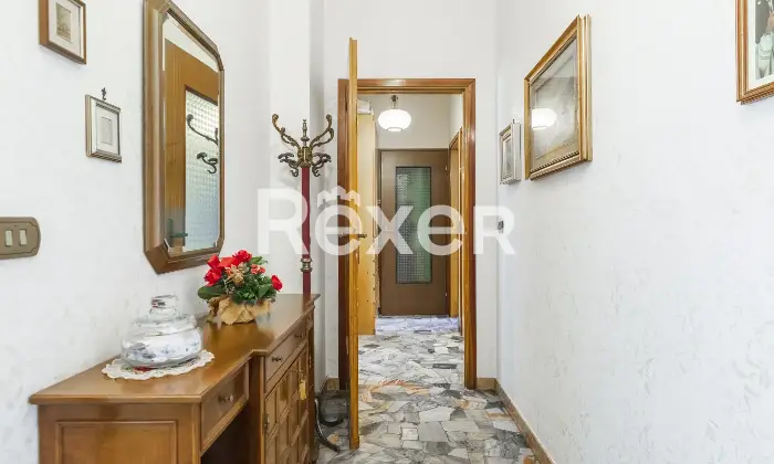 Rexer-Sesto-San-Giovanni-Trilocale-con-cucina-abitabile-e-possibilit-box-ampio-Ingresso