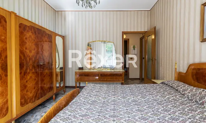 Rexer-Sesto-San-Giovanni-Trilocale-con-cucina-abitabile-e-possibilit-box-ampio-Camera-da-letto-matrimoniale