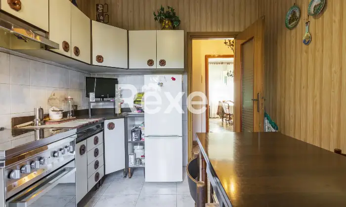 Rexer-Sesto-San-Giovanni-Trilocale-con-cucina-abitabile-e-possibilit-box-ampio-Cucina