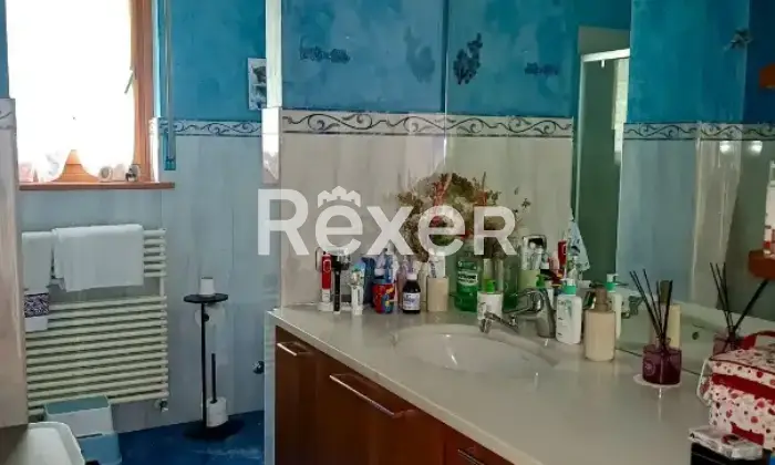 Rexer-Belluno-Trilocale-con-giardino-garage-e-cantina-in-vendita-a-Belluno-Altro