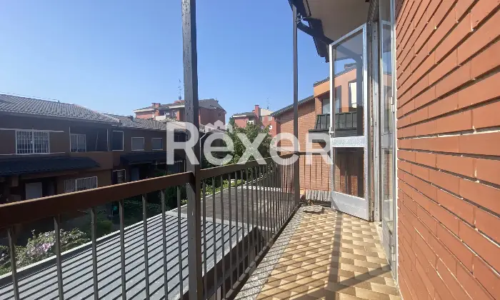 Rexer-Locate-di-Triulzi-Bilocale-con-doppio-balcone-e-box-auto-in-Via-Niccol-Paganini-Altro