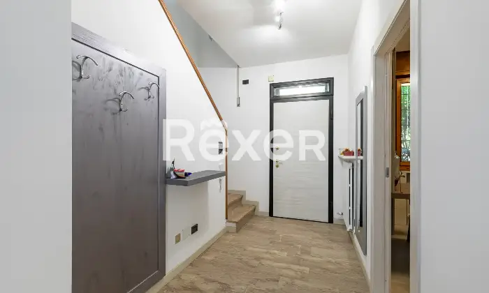 Rexer-Bologna-Zona-costa-saragozzavilletta-con-giardino-e-garage-Altro