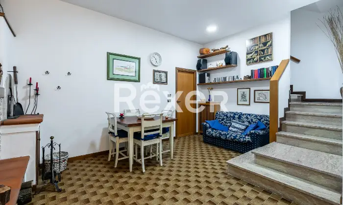 Rexer-Bologna-Zona-costa-saragozzavilletta-con-giardino-e-garage-Altro