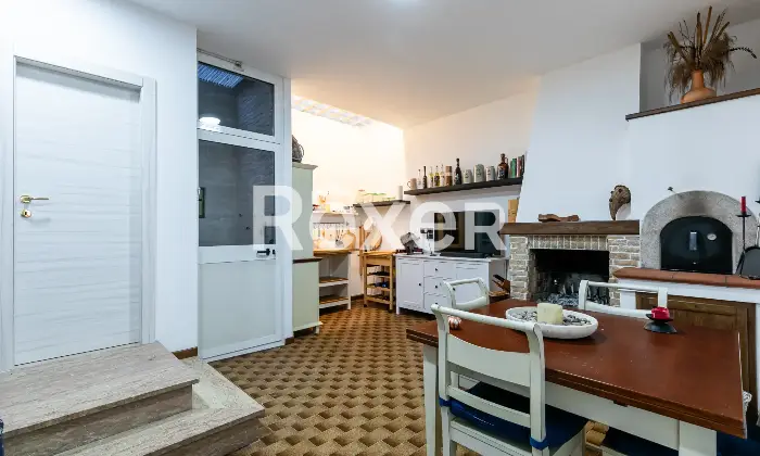 Rexer-Bologna-Zona-costa-saragozzavilletta-con-giardino-e-garage-Altro