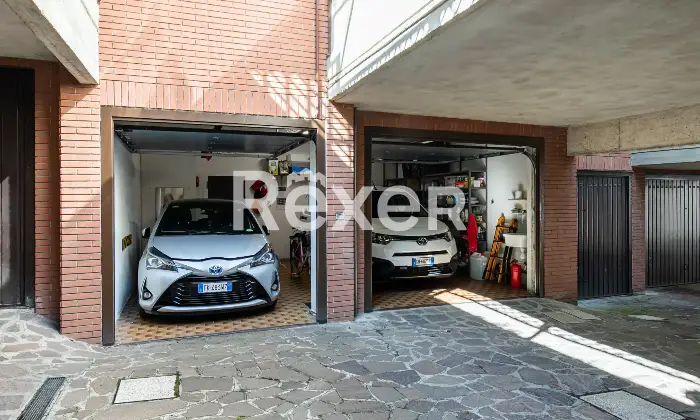 Rexer-Bologna-Zona-costa-saragozzavilletta-con-giardino-e-garage-Altro