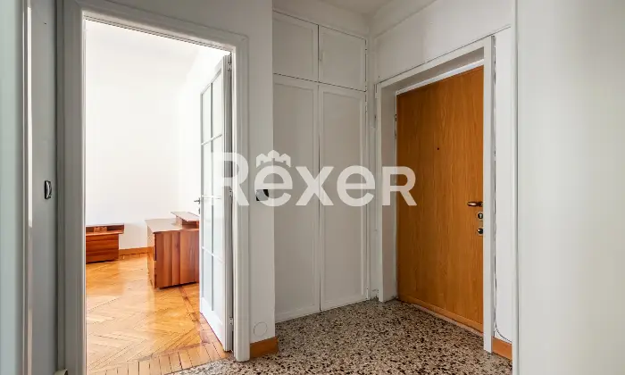 Rexer-Milano-Milano-Via-Nicola-Antonio-Porpora-mq-con-balconata-e-cantina-Altro