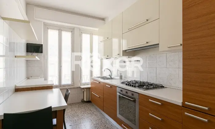 Rexer-Milano-Milano-Via-Nicola-Antonio-Porpora-mq-con-balconata-e-cantina-Altro