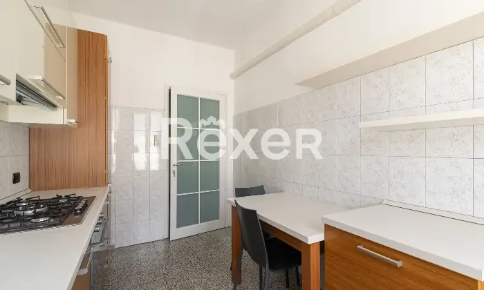 Rexer-Milano-Milano-Via-Nicola-Antonio-Porpora-mq-con-balconata-e-cantina-Altro