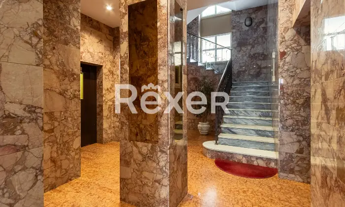 Rexer-Milano-Milano-Via-Nicola-Antonio-Porpora-mq-con-balconata-e-cantina-Altro