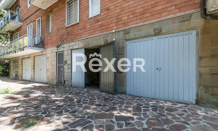 Rexer-Bologna-appartamento-con-balcone-cantina-e-garage-Via-Laura-Bassi-Veratti-Altro