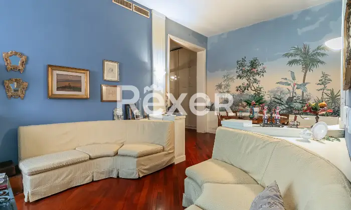 Rexer-Bologna-via-San-Vitale-appartamento-mq-con-cantina-Altro