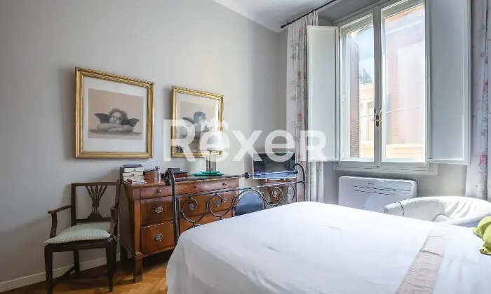 Rexer-Bologna-via-San-Vitale-appartamento-mq-con-cantina-Altro