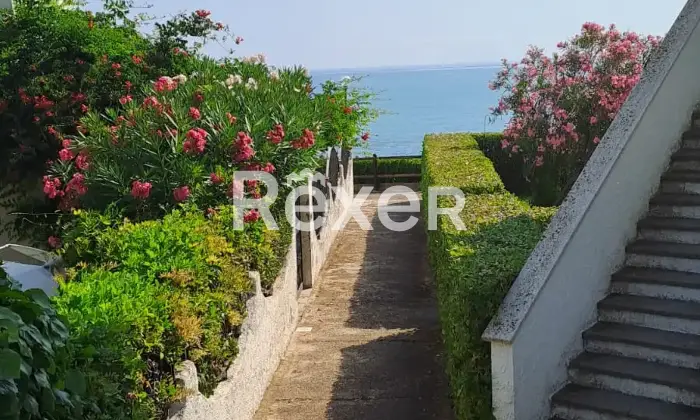 Rexer-Vasto-Appartamento-in-villaggio-turistico-Altro