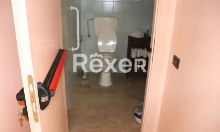 Rexer-Este-Edificio-multiuso-in-vendita-in-Via-Pilastro-ad-Este-Altro