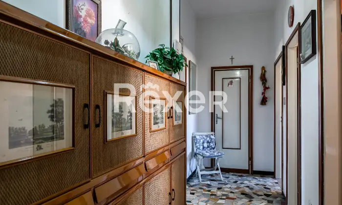 Rexer-Bologna-San-Donato-via-Duse-appartamento-con-balcone-e-cantina-Altro