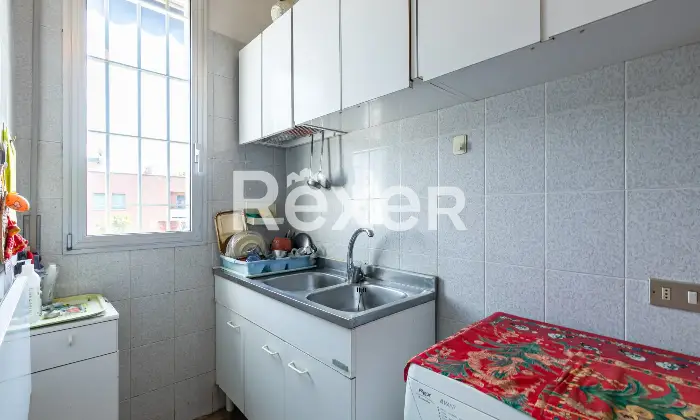 Rexer-Bologna-San-Donato-via-Duse-appartamento-con-balcone-e-cantina-Altro