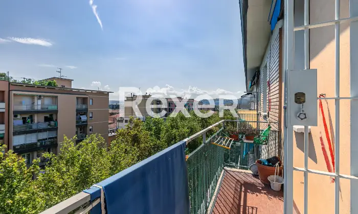Rexer-Bologna-San-Donato-via-Duse-appartamento-con-balcone-e-cantina-Altro