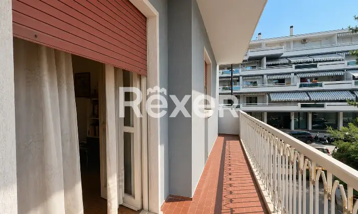 Rexer-Pescara-Nuda-propriet-Quadrilocale-in-zona-Porta-Nuova-Balcone