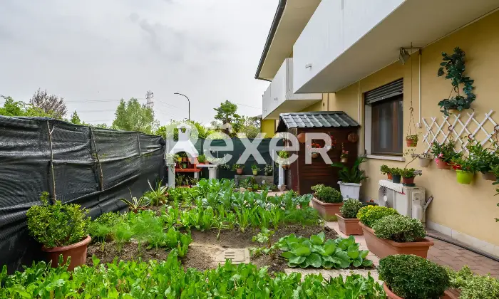 Rexer-MIRA-Appartamento-piano-terra-con-giardino-Altro