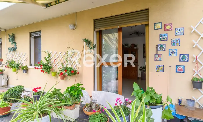 Rexer-MIRA-Appartamento-piano-terra-con-giardino-Altro