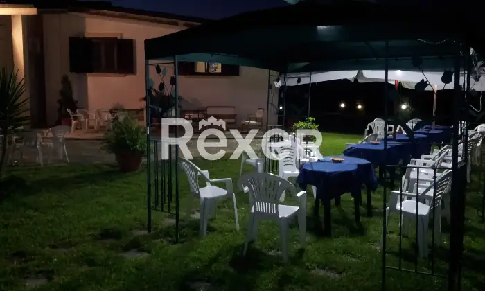 Rexer-Otranto-Vendesi-Tenuta-di-mq-con-Villa-di-mq-Giardino