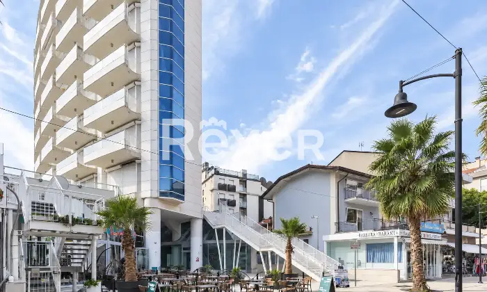 Rexer-Cattolica-Trilocale-con-tre-posti-auto-Cattolica-Centro-Altro