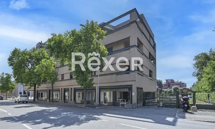 Rexer-Treviglio-Attico-panoramico-con-terrazze-vivibili-e-box-doppio-Altro