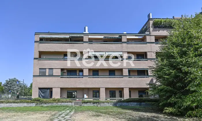 Rexer-Treviglio-Attico-panoramico-con-terrazze-vivibili-e-box-doppio-Altro