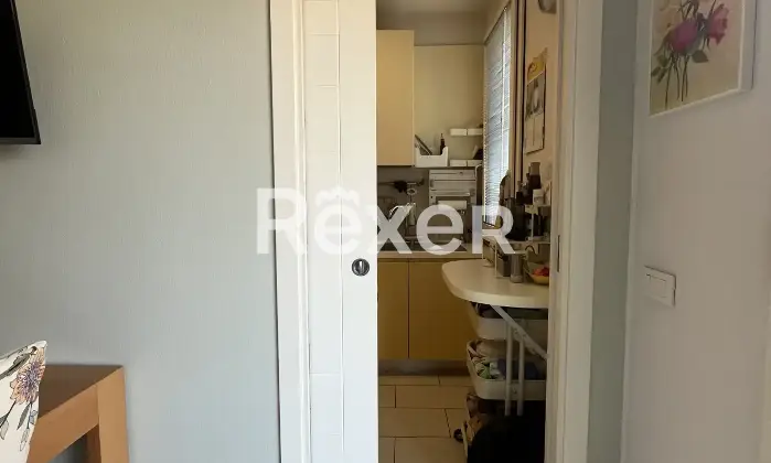 Rexer-Carpi-CARPI-CENTRO-Nuda-propriet-in-elegante-palazzina-Cucina
