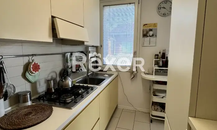 Rexer-Carpi-CARPI-CENTRO-Nuda-propriet-in-elegante-palazzina-Cucina