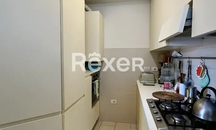 Rexer-Carpi-CARPI-CENTRO-Nuda-propriet-in-elegante-palazzina-Cucina