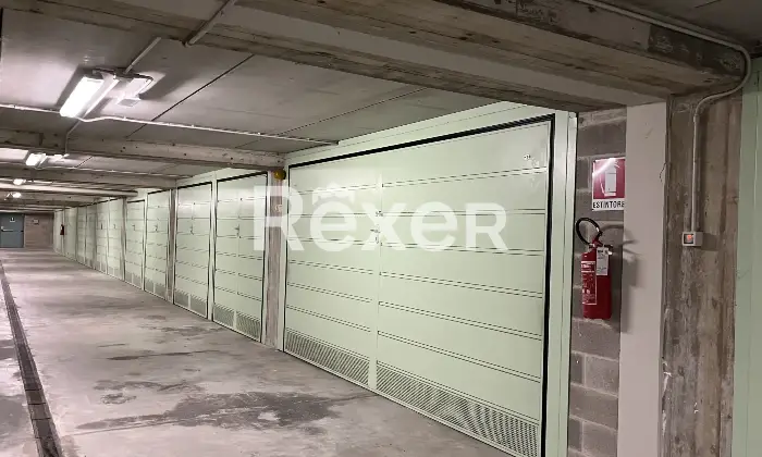 Rexer-Carpi-CARPI-CENTRO-Nuda-propriet-in-elegante-palazzina-Box