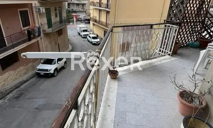 Rexer-Ravanusa-VENDESI-INTERO-IMMOBILE-INDIPENDENTE-AUTONOMO-Terrazzo