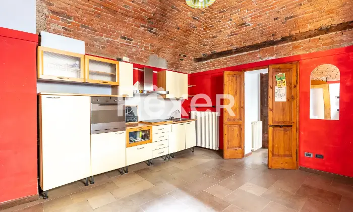 Rexer-BRESCIA-Palazzo-composto-da-tre-unit-con-corte-esclusiva-Altro