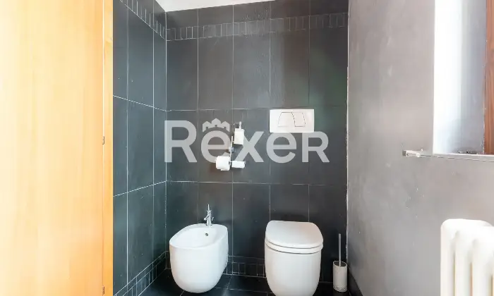 Rexer-BRESCIA-Palazzo-composto-da-tre-unit-con-corte-esclusiva-Altro