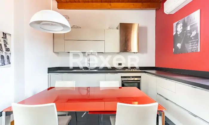 Rexer-BRESCIA-Palazzo-composto-da-tre-unit-con-corte-esclusiva-Altro