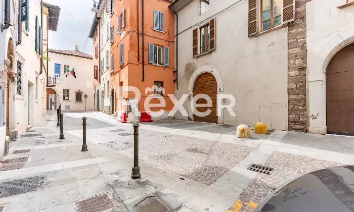 Rexer-BRESCIA-Palazzo-composto-da-tre-unit-con-corte-esclusiva-Facciata