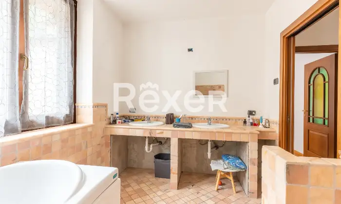 Rexer-Lodrone-Darzo-Appartamento-con-box-Altro