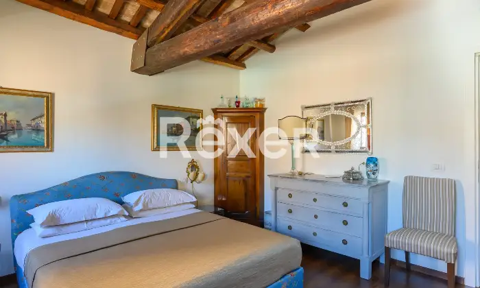 Rexer-Venezia-Appartamento-in-edificio-depoca-con-vista-canale-Altro