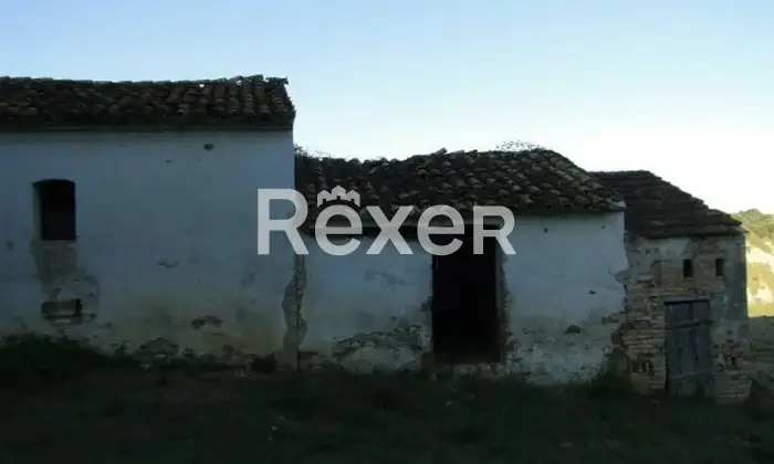 Rexer-Notaresco-Casalecascina-in-vendita-in-Contrada-Capracchia-a-Notaresco-Altro