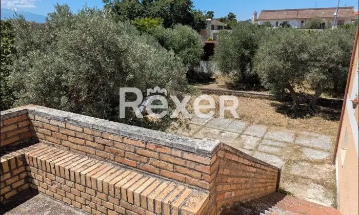 Rexer-Torrevecchia-Teatina-Villetta-indipendente-in-vendita-in-via-Roma-a-Torrevecchia-Teatina-Altro