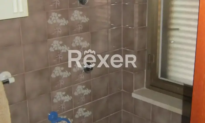 Rexer-Soverato-Trilocale-sopra-CONAD-Bagno
