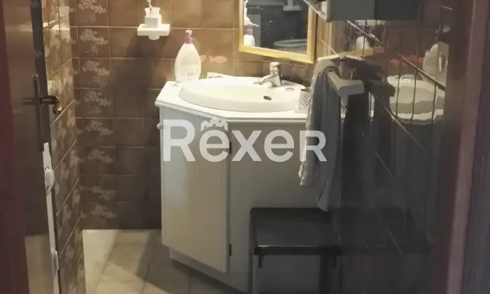 Rexer-Soverato-Trilocale-sopra-CONAD-Bagno