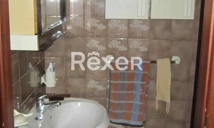 Rexer-Soverato-Trilocale-sopra-CONAD-Bagno