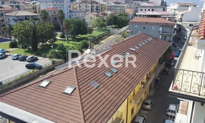 Rexer-Soverato-Trilocale-sopra-CONAD-Vista