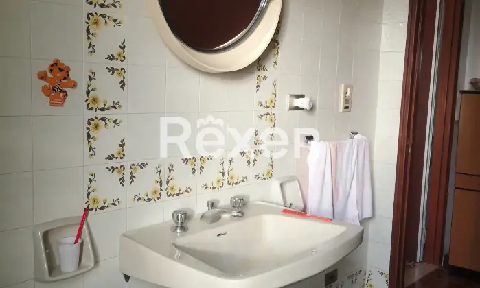 Rexer-Torrenova-super-prezzo-per-monetizzazione-immediata-Bagno